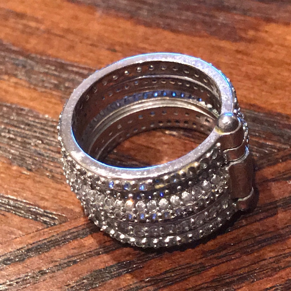 😍STUNNING HENRI BENDEL RING - Picture 3 of 5